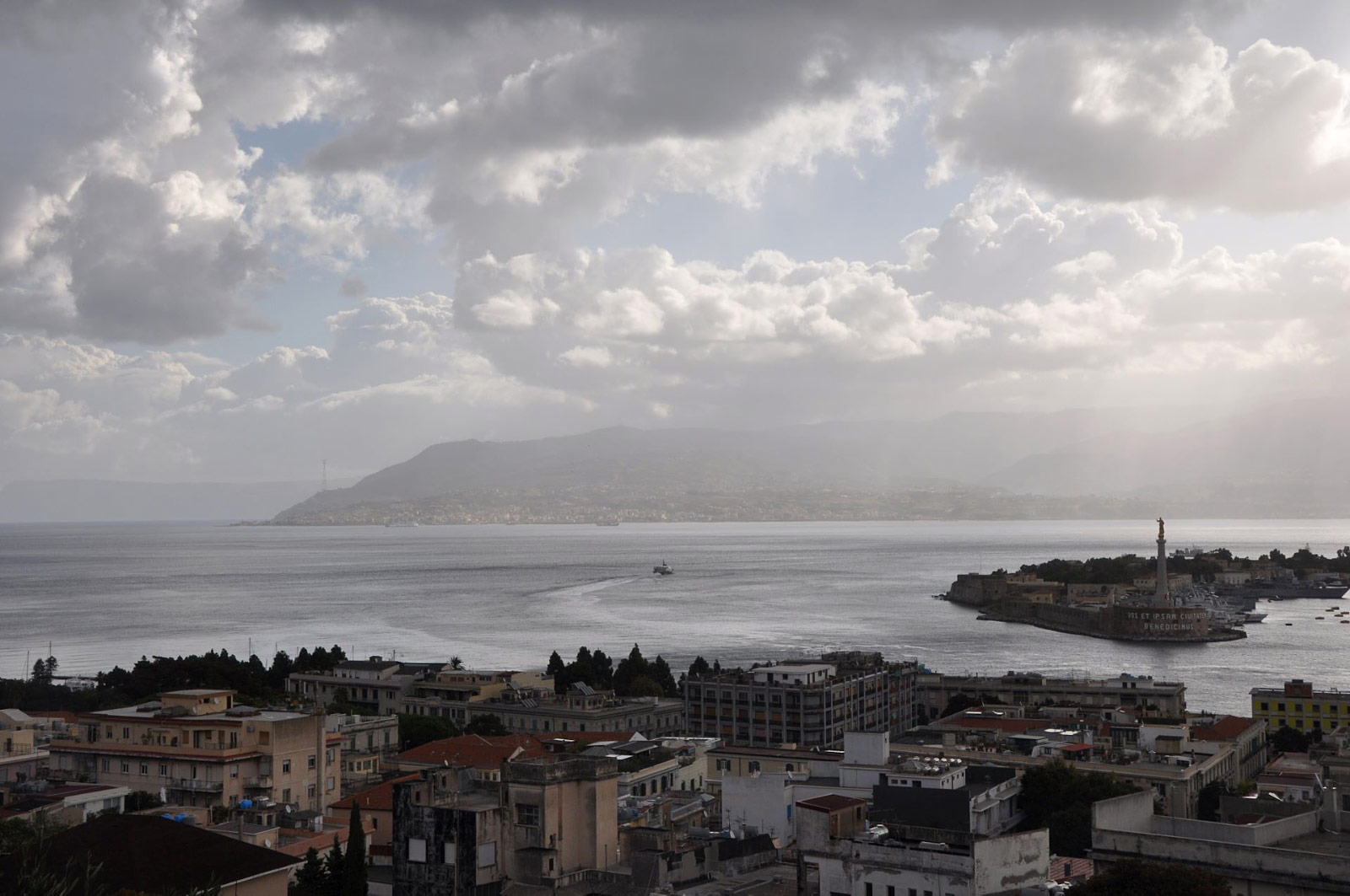Messina (Photo license: CC BY 2.0)